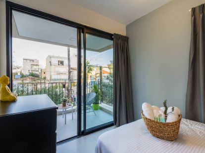 Квартира с 4 спальнями, садом и парковкой Зрубавель в Тель-Авиве - 600€ - Ref: 5111 фото 9