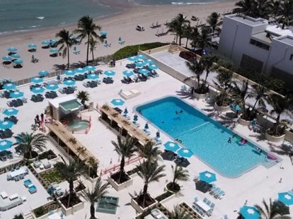 Rent an apartment in the Hollywood Beach area on the first line (ID:5149)