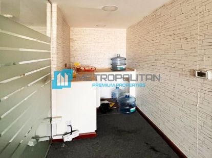 Near Metro| Deira |With Rooms and Glass Partitions - 102850Dh - Ref: 5237 photo 7