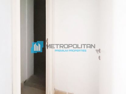 Large Layout | Open Retail Space | Bright Unit in Dubai - 456000Dh - Ref: 5357 photo 9