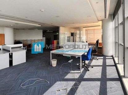 Удивительно оборудованное офисное помещение в самом сердце Старого Дубая в Дубае - 640000Dh - Ref: 5402 фото 8