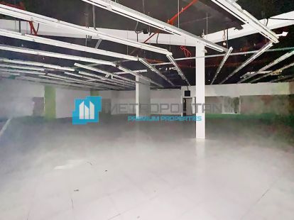 Semi-Fitted Shop| Bur Dubai| Prime Location in Dubai - 1479300Dh - Ref: 5408 photo 6