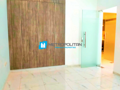 Сдается в аренду оборудованный офис площадью 1000 кв. Футов в Умм-Аль-Шейфе. в Дубае - 150000Dh - Ref: 5504 фото 5