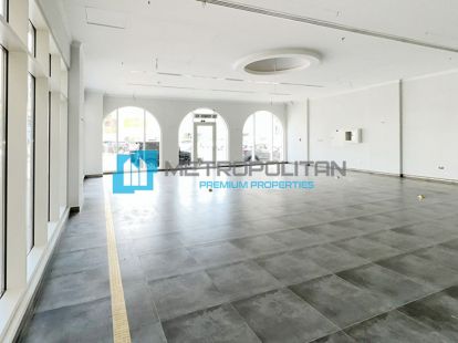 Аккуратное чистое торговое помещение | Идеально подходит для магазина | Jumeirah 1 в Дубае - 380000Dh - Ref: 5518 фото 4