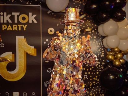 Блоггерская вечеринка в Дубае - 900Dh - Ref: 5610 фото 6