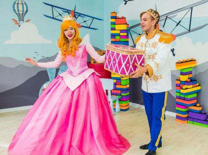 АНИМАТОР СПЯЩАЯ КРАСАВИЦА в Дубае - 1100Dh - Ref: 5644 фото 3