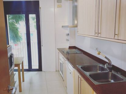 Long term rental apartment in Barcelona - 1290€ - Ref: 5892 photo 2