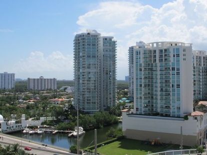 Сдается в аренду в Sunny Isles Beach здание La Perla в Санни-Айлс-Бич - 112$ - Ref: 5893 фото 2