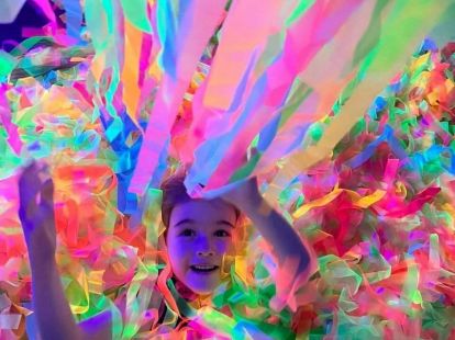 Неоновое Шоу в Дубае - 2300Dh - Ref: 5962 фото 2