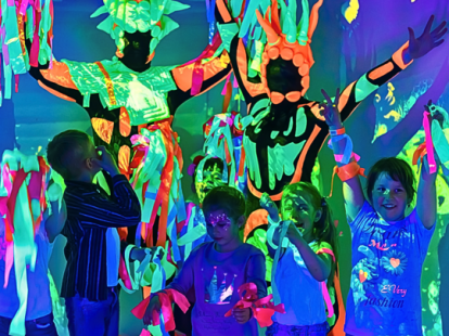 Неоновое Шоу в Дубае - 2300Dh - Ref: 5962 фото 3