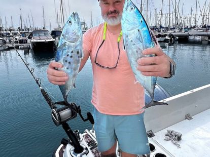 Sea fishing from a yacht (ID:6248)