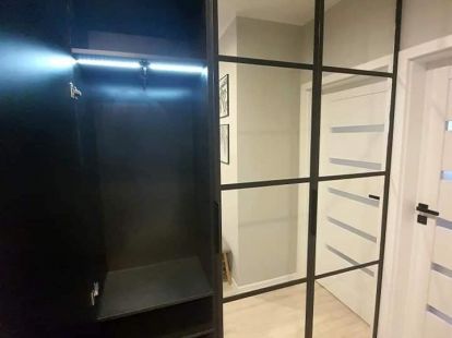 Шкаф на заказ с зеркальными дверями в Валенсии - Ref: 6899 фото 6